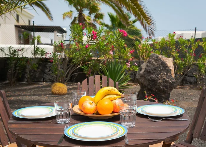 Dora Villa Playa Blanca